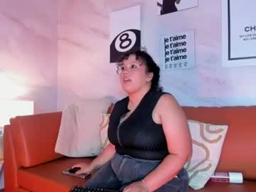 zara_holly_