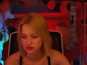 angelaholmes