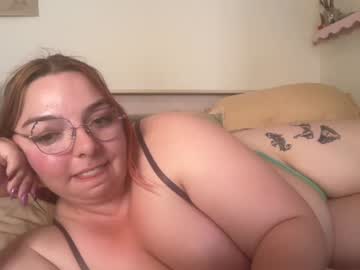 curvycate127