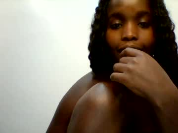 lucycum223184