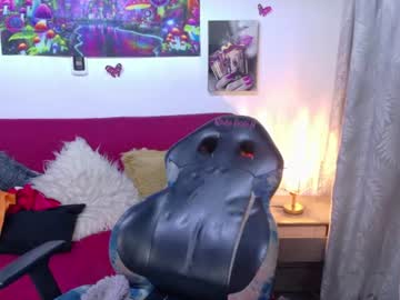 lucia_evans21