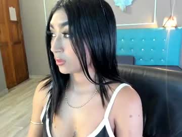 mia_hoot01