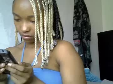 pretty_jazminee