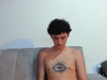 santi_twink19