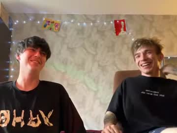 stralght_twinks