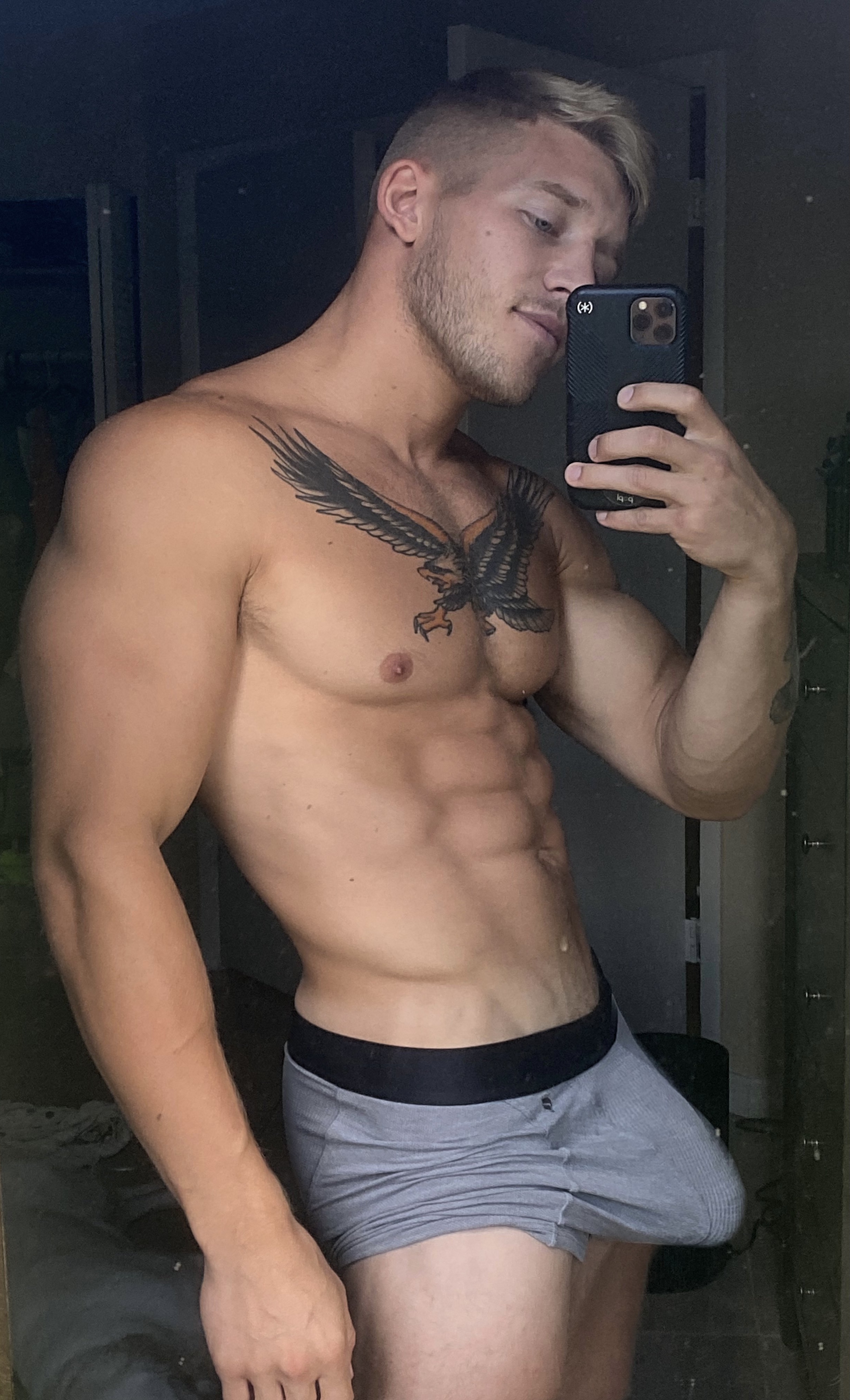 BradJ sexy blond hunk — 25