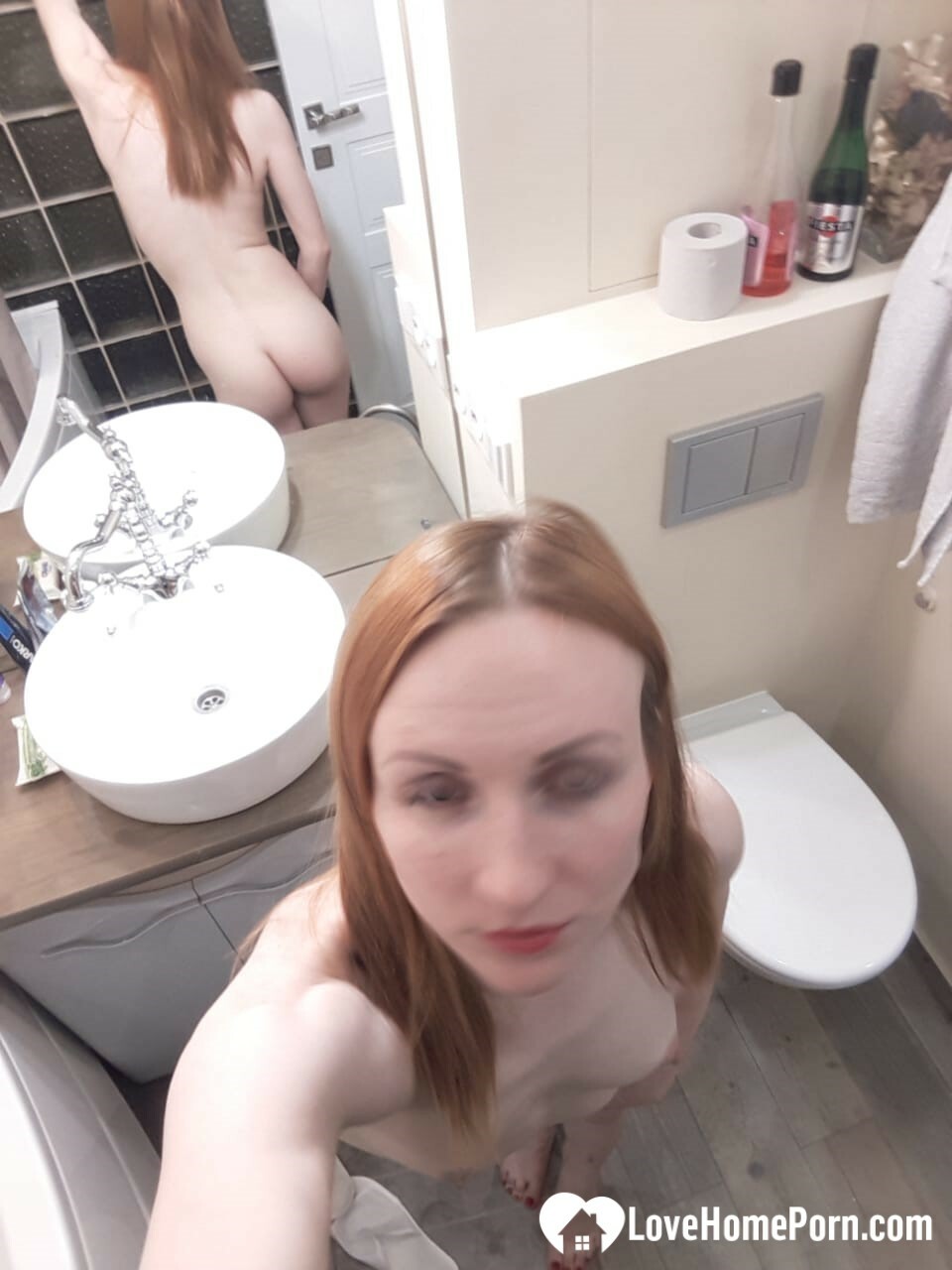 Skinny redhead with small tits in the mirror — 28