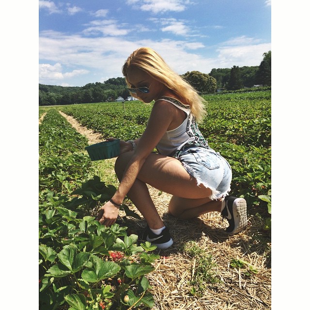 College Babe Elana — 14
