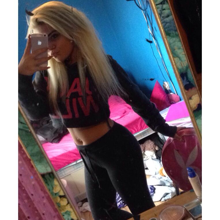 Big boobed blonde 18yo Facebook girl — 19