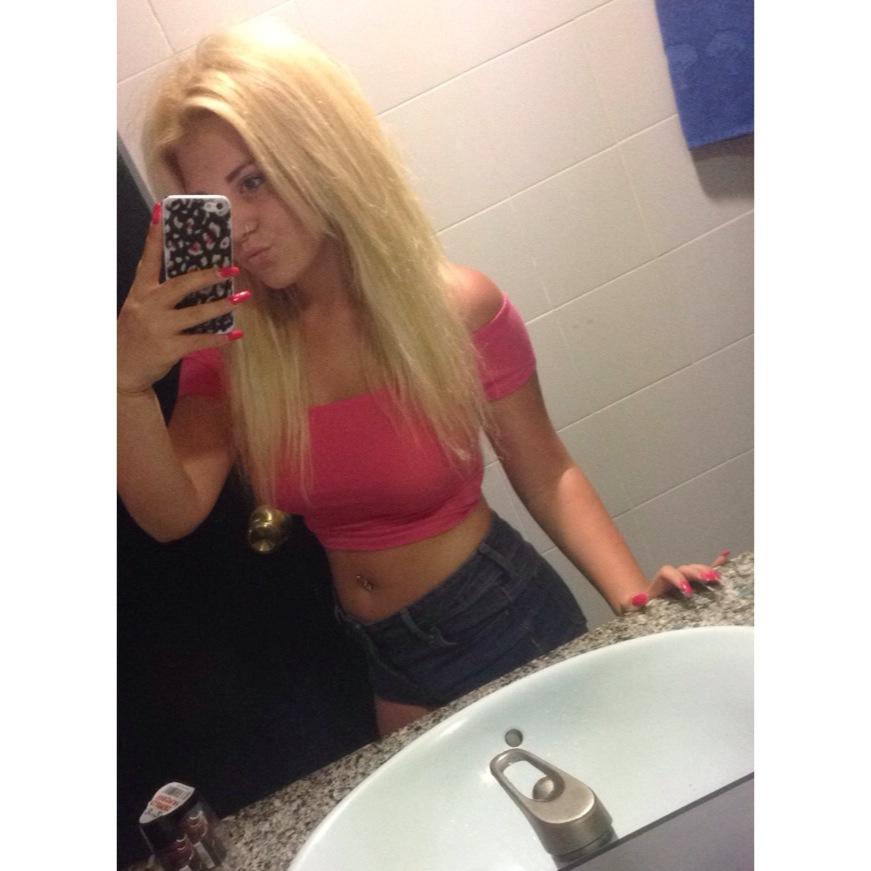 Big boobed blonde 18yo Facebook girl — 40