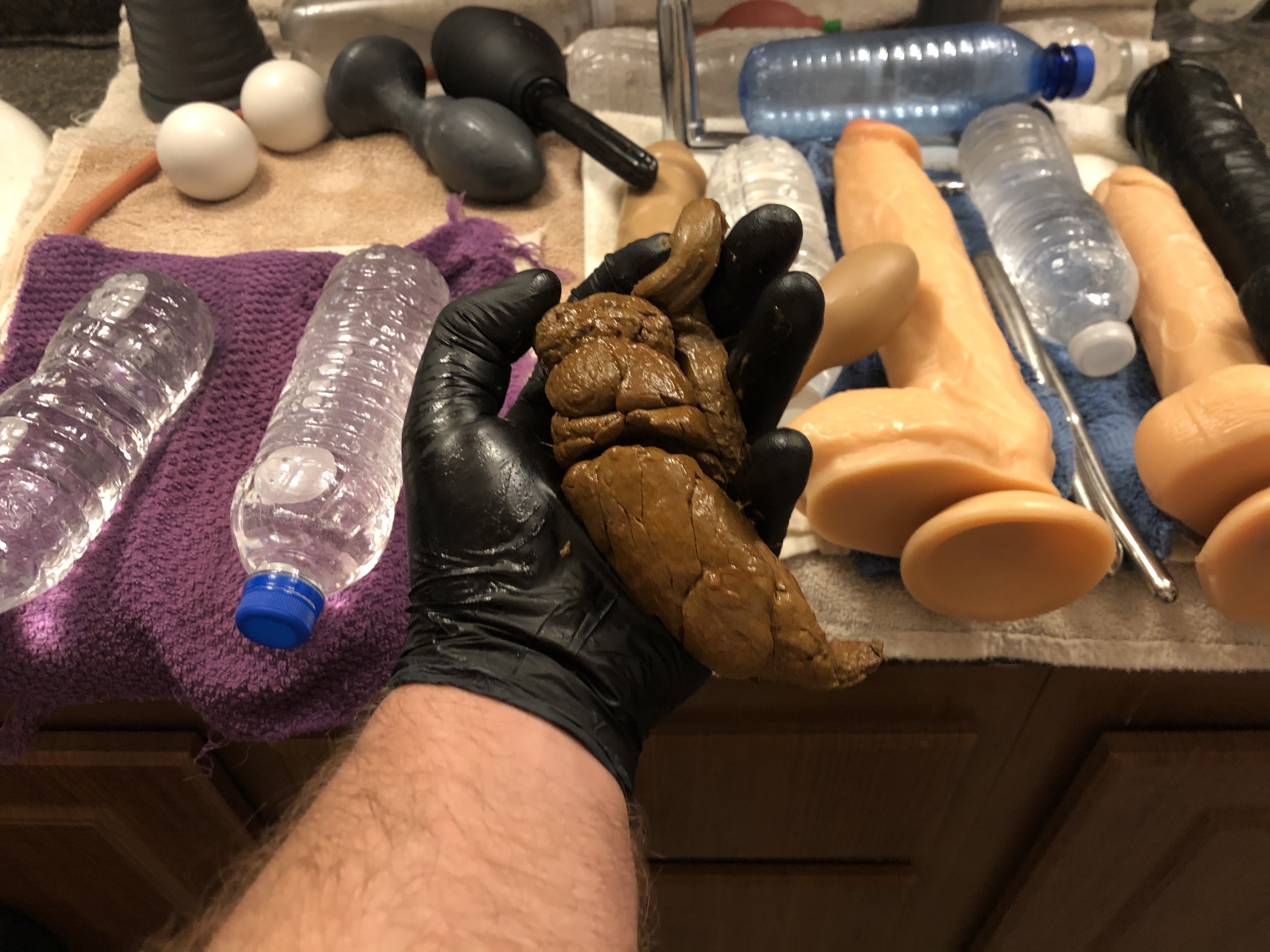 Nasty solo male scat ;) — 40