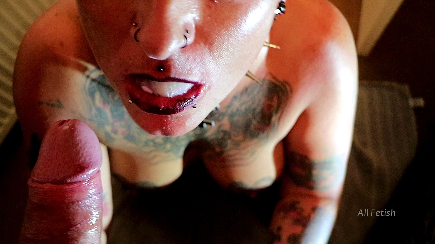 Tattooed PAWG British Slag — 20