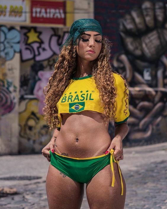 BRAZILIAN BABES — 32