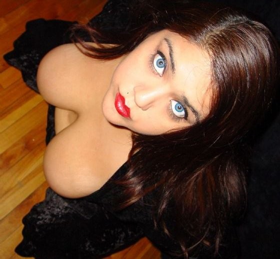 Lipstick Love — 37