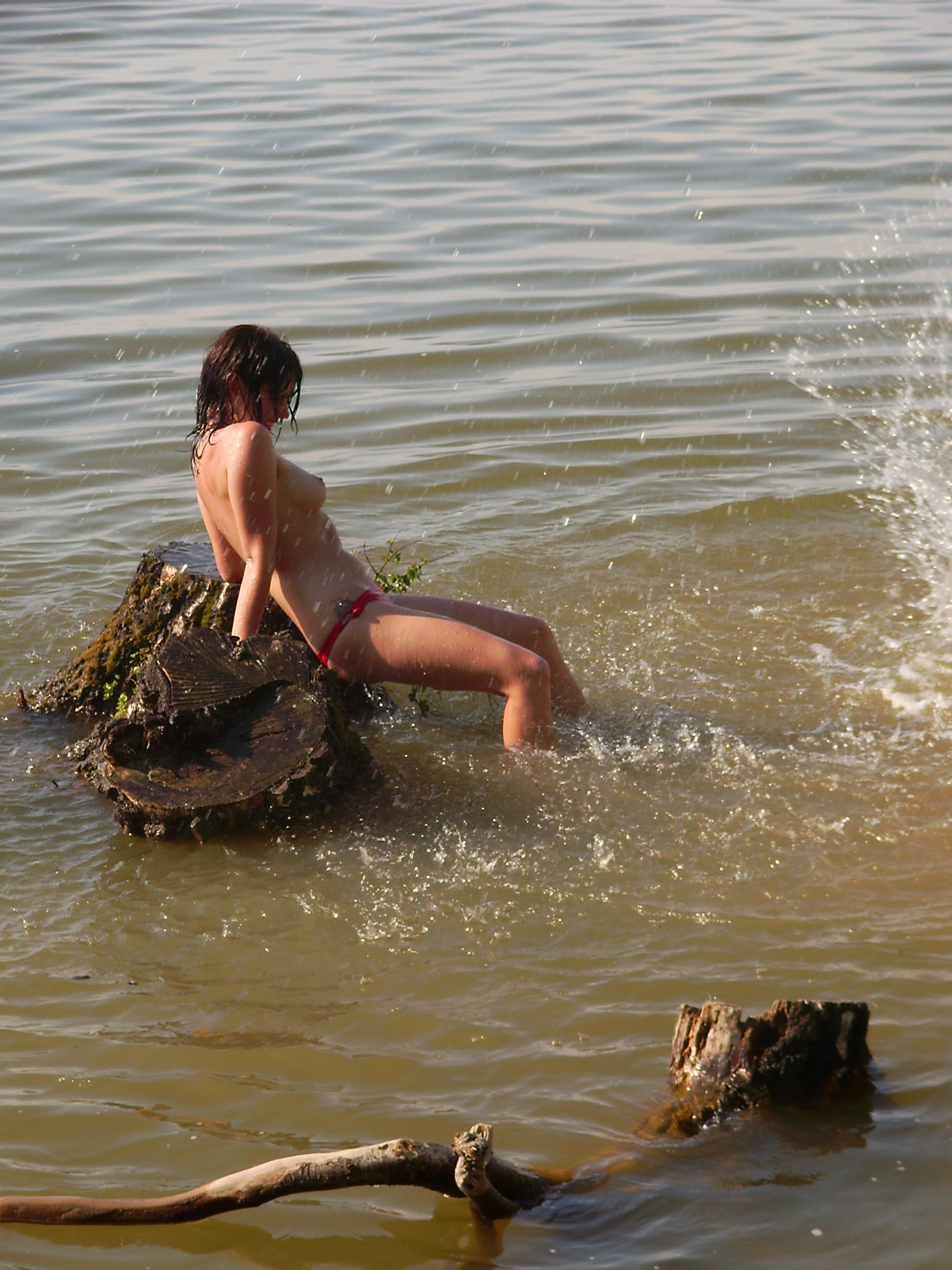 Amateur Girls Holiday Pics — 56