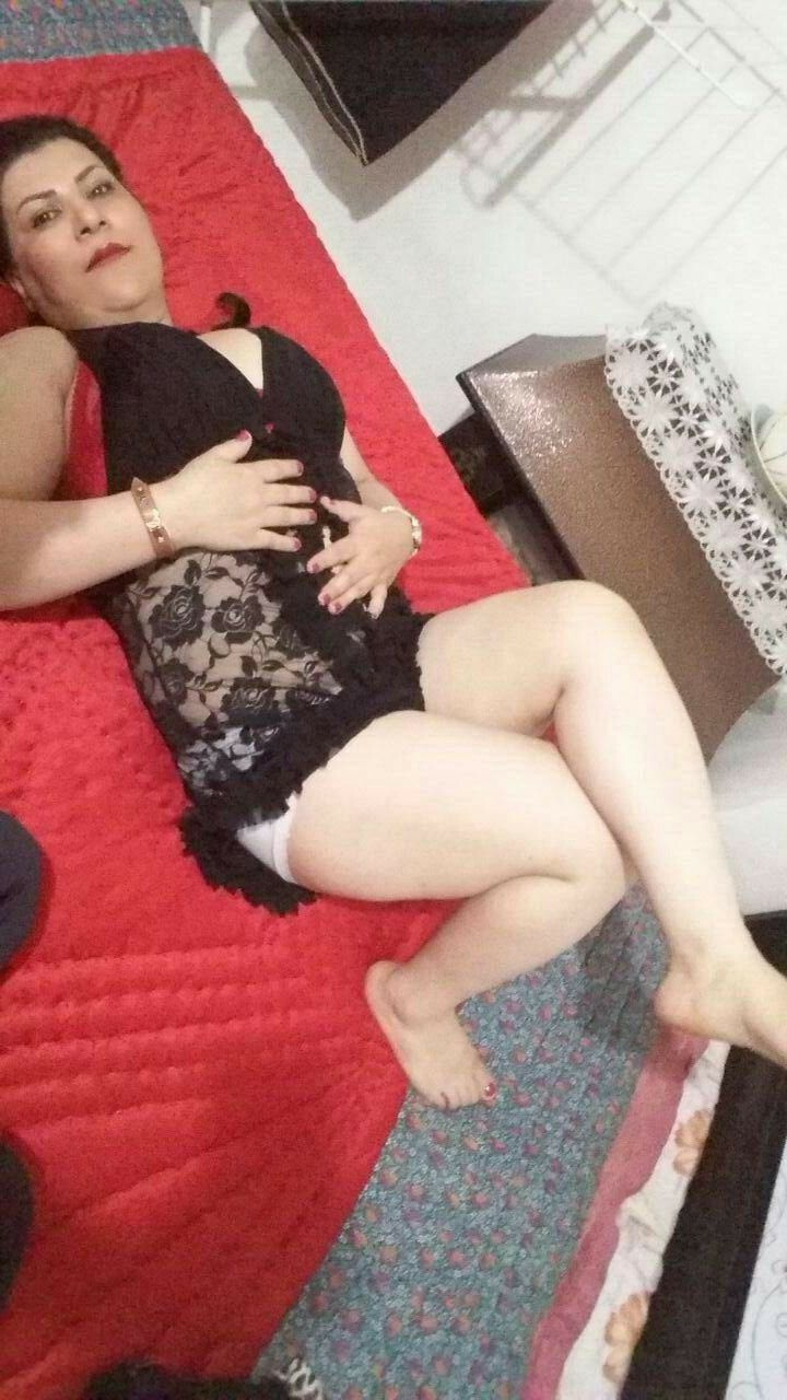 Iranian milf — 14