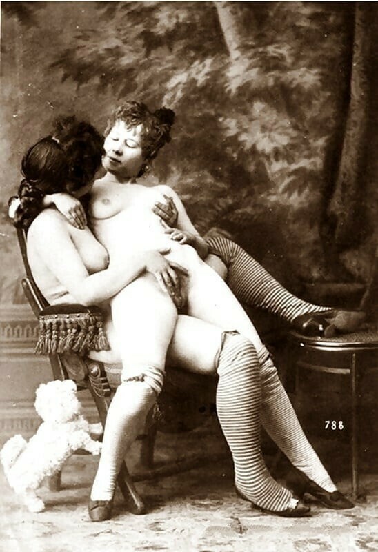 Vintage Lesbian Black and Whites — 12