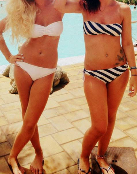 British girls showing their sexy legs — 19