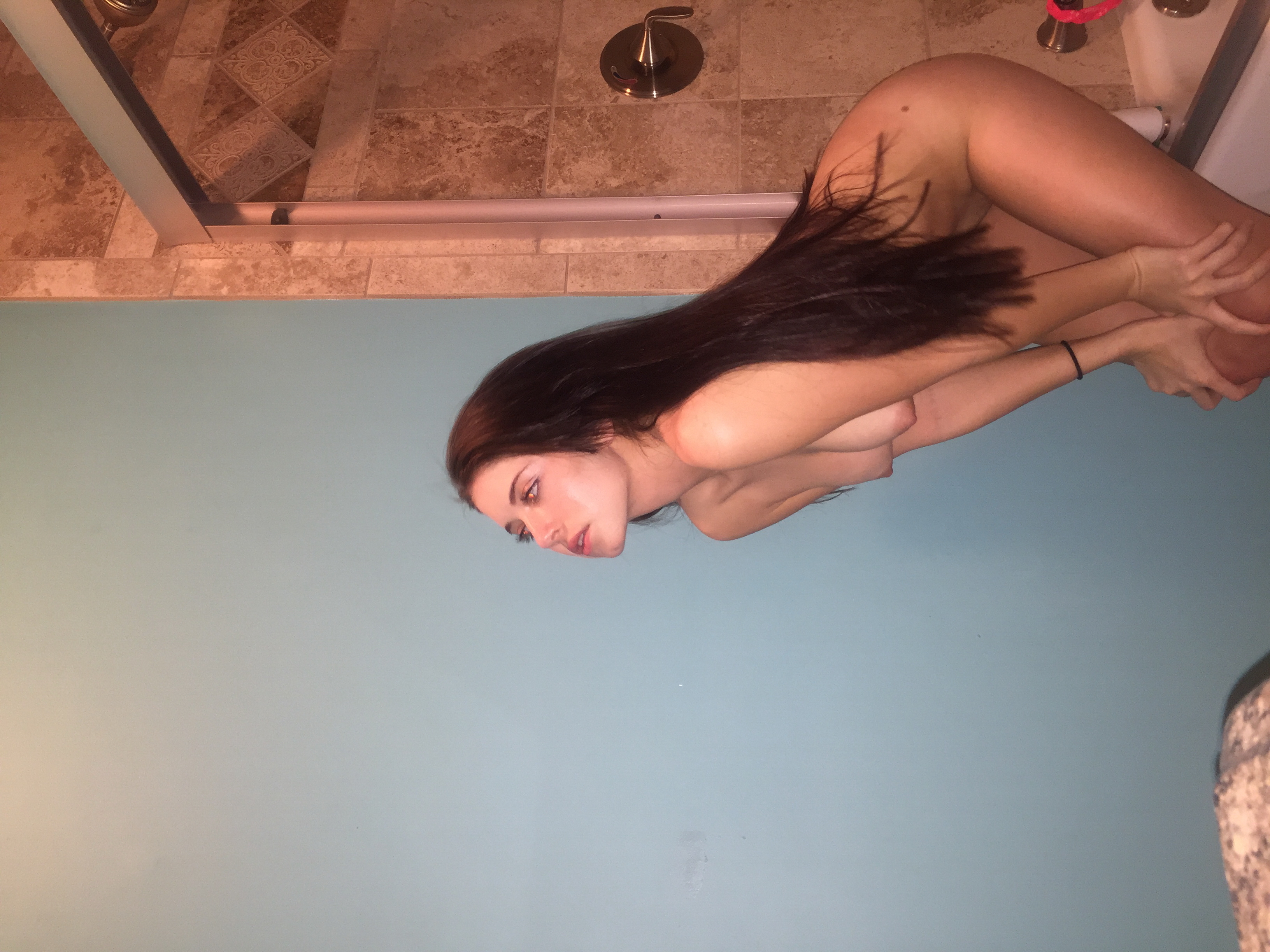 Bombshell Masturbating Teen — 13